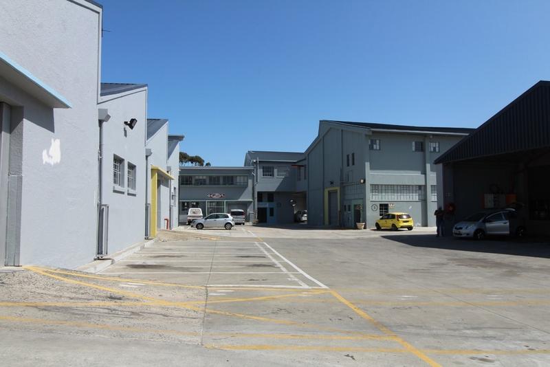 To Let Commercial Property for Rent in Maitland Western Cape